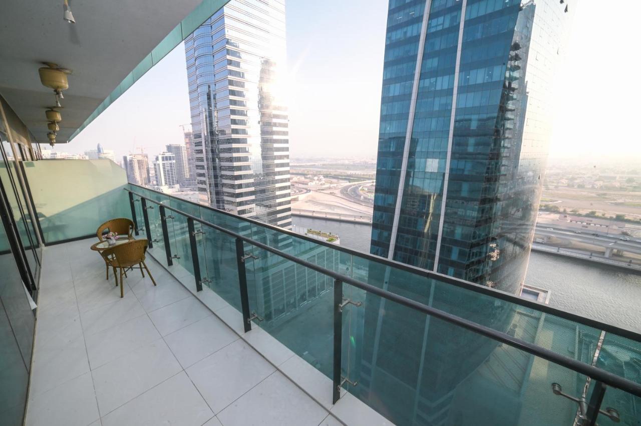 Ferienhaus 1bhk With Canal View Damac Merano Business Bay *